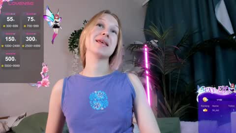 Snapshot of priscilla_moore chatting on 12-13-24, 07:43 Katy online show from 12-13-24, 07:43