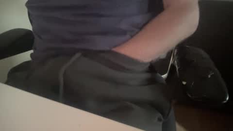 Snapshot of pritchj chatting on 12-29-24, 11:18 pritchj online show from 12-29-24, 11:18