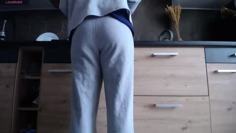 Space online show from 10-28-25, 07:34