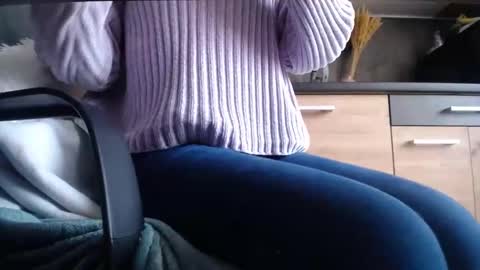 Snapshot of private_space chatting on 02-25-26, 07:51 Space online show from 02-25-26, 07:51