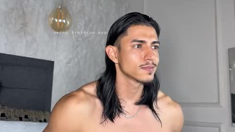 Snapshot of privilegewc chatting on 11-29-25, 01:19 privilegewc online show from 11-29-25, 01:19