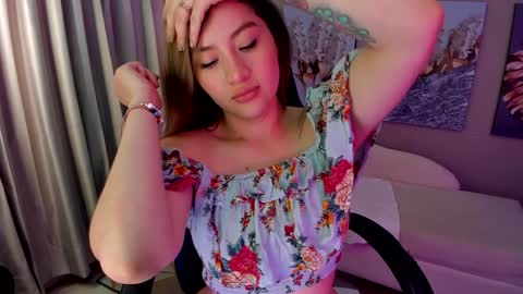Snapshot of priya_rose chatting on 02-03-25, 10:00 Priya Rose online show from 02-03-25, 10:00