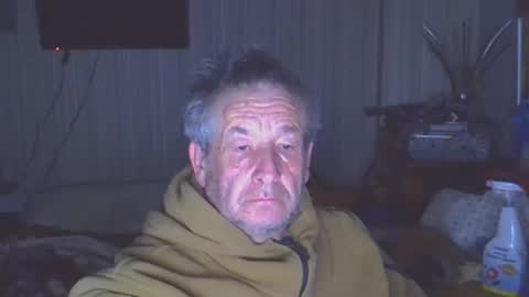 Snapshot of projectorepson chatting on 02-25-26, 08:07 projectorepson online show from 02-25-26, 08:07