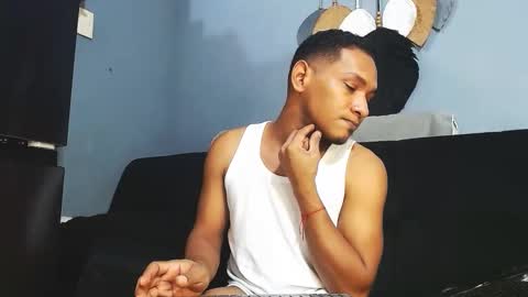 Grande y Gruesa online show from 02-10-26, 07:34