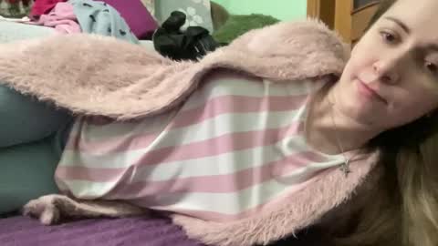 proud sweet 21 online show from 10-18-25, 10:10