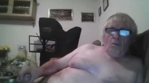 Snapshot of proudwelshman chatting on 12-05-24, 01:14 proudwelshman online show from 12-05-24, 01:14