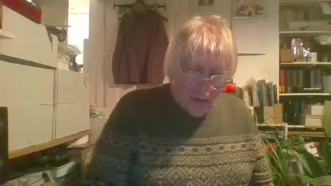 Snapshot of proudwelshman chatting on 12-16-24, 07:54 proudwelshman online show from 12-16-24, 07:54