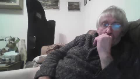 Snapshot of proudwelshman chatting on 01-26-25, 10:35 proudwelshman online show from 01-26-25, 10:35