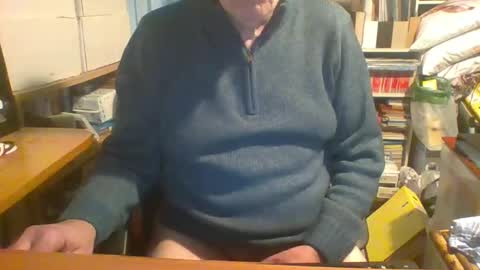 Snapshot of proudwelshman chatting on 02-09-25, 09:47 proudwelshman online show from 02-09-25, 09:47