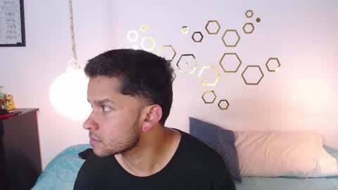 Adris  Juan online show from 10-07-25, 01:58