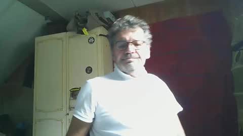 Snapshot of prozor6162 chatting on 10-17-25, 11:57 Prozor6162 online show from 10-17-25, 11:57