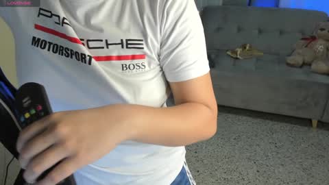 Snapshot of prvncessa_10 chatting on 01-02-25, 10:37    INDEPENDENT MODEL online show from 01-02-25, 10:37