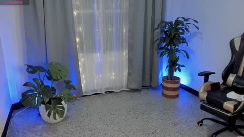 Snapshot of prvncessa_10 chatting on 02-07-25, 11:12    INDEPENDENT MODEL online show from 02-07-25, 11:12