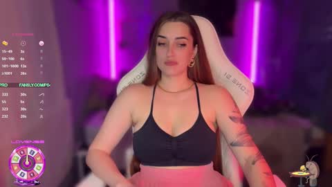 Queen of Pain online show from 11-29-25, 04:59