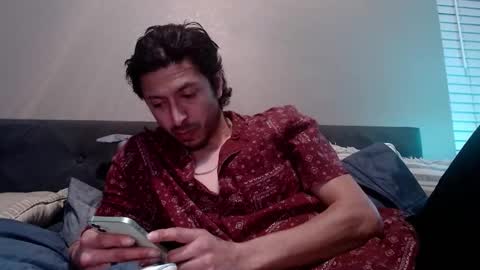 Snapshot of psilocipher chatting on 02-22-26, 06:24 Sk8wave online show from 02-22-26, 06:24