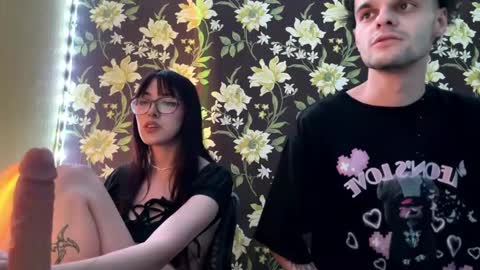 Snapshot of psycho_dreams chatting on 10-23-25, 09:13 psycho dreams online show from 10-23-25, 09:13