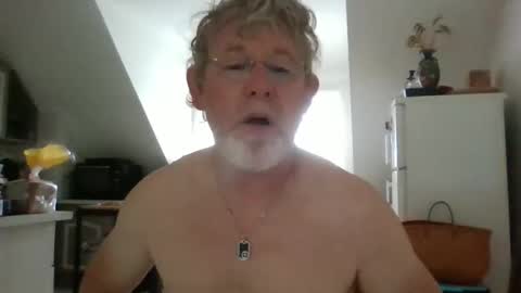 ptitrouquin online show from 09-17-25, 07:10