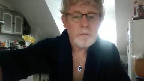 ptitrouquin online show from 11-25-25, 08:03