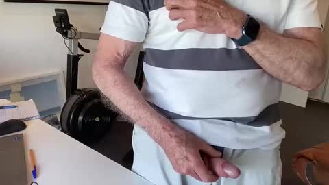 puffiest online show from 12-20-24, 01:47