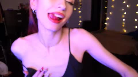 EsteticHouse online show from 03-05-25, 04:13