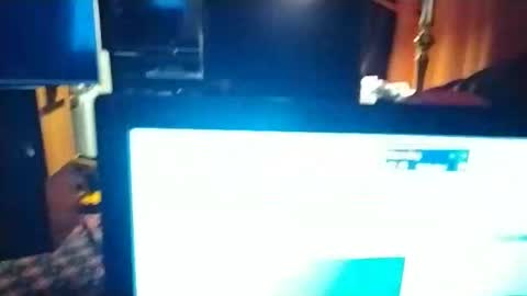 Snapshot of pulepower chatting on 01-26-25, 12:22 pulepower online show from 01-26-25, 12:22
