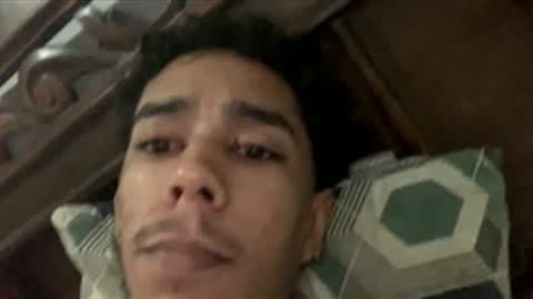 pulgarpaeznicoll2 online show from 12-05-25, 05:27