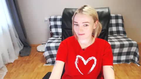 Polly online show from 02-16-25, 05:15