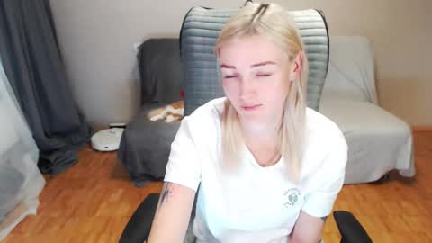 Polly online show from 10-03-25, 12:46