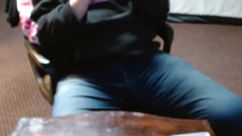 Jojo online show from 12-22-25, 06:43