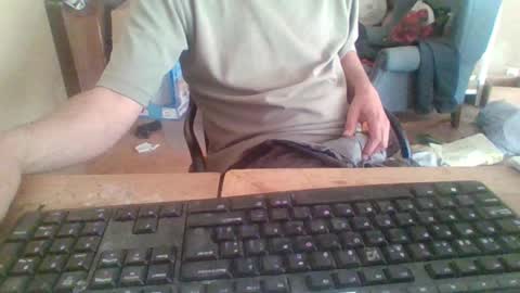 pup_y online show from 10-09-25, 08:34