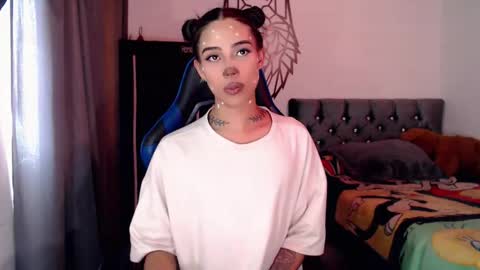 Cris online show from 10-21-25, 07:03