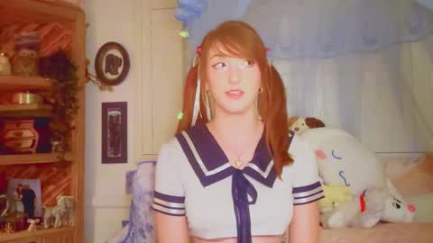 Snapshot of puppyred chatting on 11-06-25, 10:16 puppyred online show from 11-06-25, 10:16