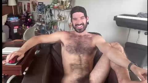 Snapshot of pupscritch chatting on 10-07-25, 05:32 Pup Scritch online show from 10-07-25, 05:32