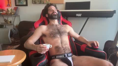 Pup Scritch online show from 01-12-26, 05:40