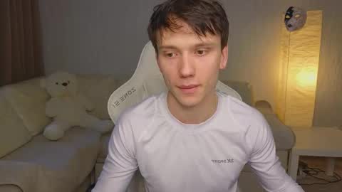 Snapshot of pupsenish chatting on 10-24-25, 09:28 Jesse online show from 10-24-25, 09:28