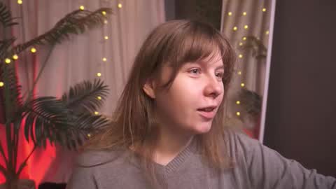 constant schedule Wednesday  Friday  Saturday  Sunday  The Rosemarie online show from 12-21-25, 05:25