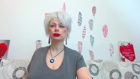 Goldie online show from 02-12-26, 04:07