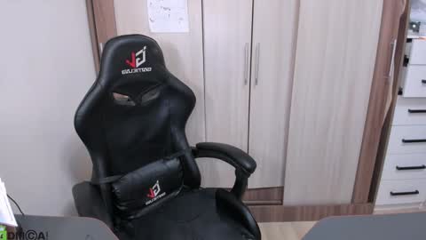 I am Mila online show from 12-26-24, 02:37