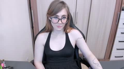 I am Mila online show from 02-01-25, 06:40