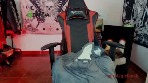 Purplekush Violet punk online show from 01-29-25, 07:25