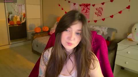 Snapshot of purple_averge chatting on 11-05-25, 05:40 Bella online show from 11-05-25, 05:40