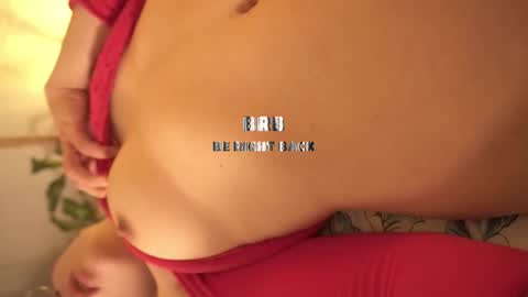 Snapshot of purple_opal chatting on 10-31-25, 07:04 Vero online from Tuesday to Sunday online show from 10-31-25, 07:04