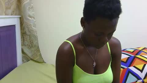 Snapshot of purple_raaine chatting on 11-11-25, 12:05 purple Rain online show from 11-11-25, 12:05