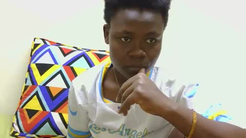 Snapshot of purple_raaine chatting on 11-20-25, 08:25 purple Rain online show from 11-20-25, 08:25