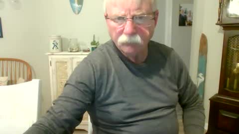 Snapshot of purpleshroom chatting on 02-25-25, 04:35 purpleshroom online show from 02-25-25, 04:35