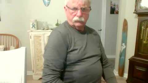 Snapshot of purpleshroom chatting on 02-27-25, 05:13 purpleshroom online show from 02-27-25, 05:13