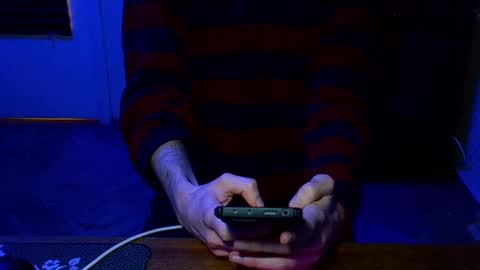 Snapshot of purplestarboy chatting on 02-13-25, 09:49 purplestarboy online show from 02-13-25, 09:49