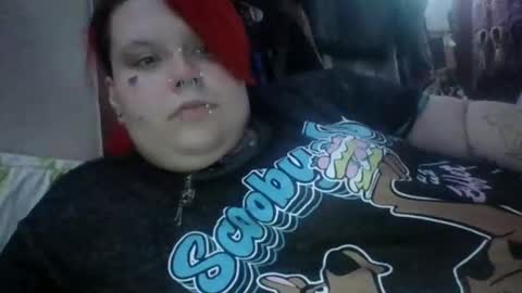 Snapshot of purpleunicorn42 chatting on 01-04-25, 10:34 Shade online show from 01-04-25, 10:34