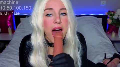 Monica online show from 12-11-24, 06:52