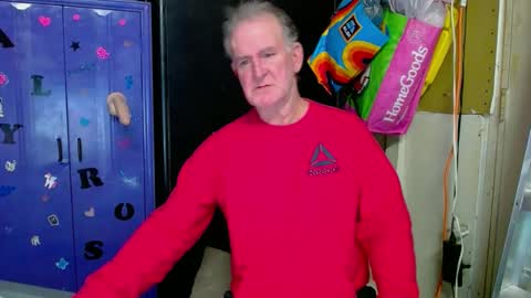 Snapshot of pussy_licker0127 chatting on 02-16-25, 02:20 Mark online show from 02-16-25, 02:20